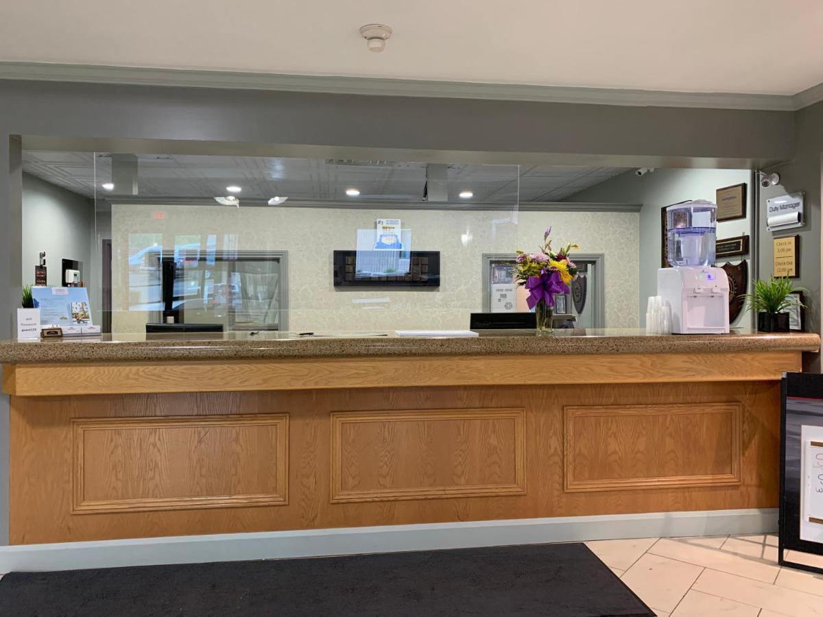 Travelodge By Wyndham New Brunswick Miramichi