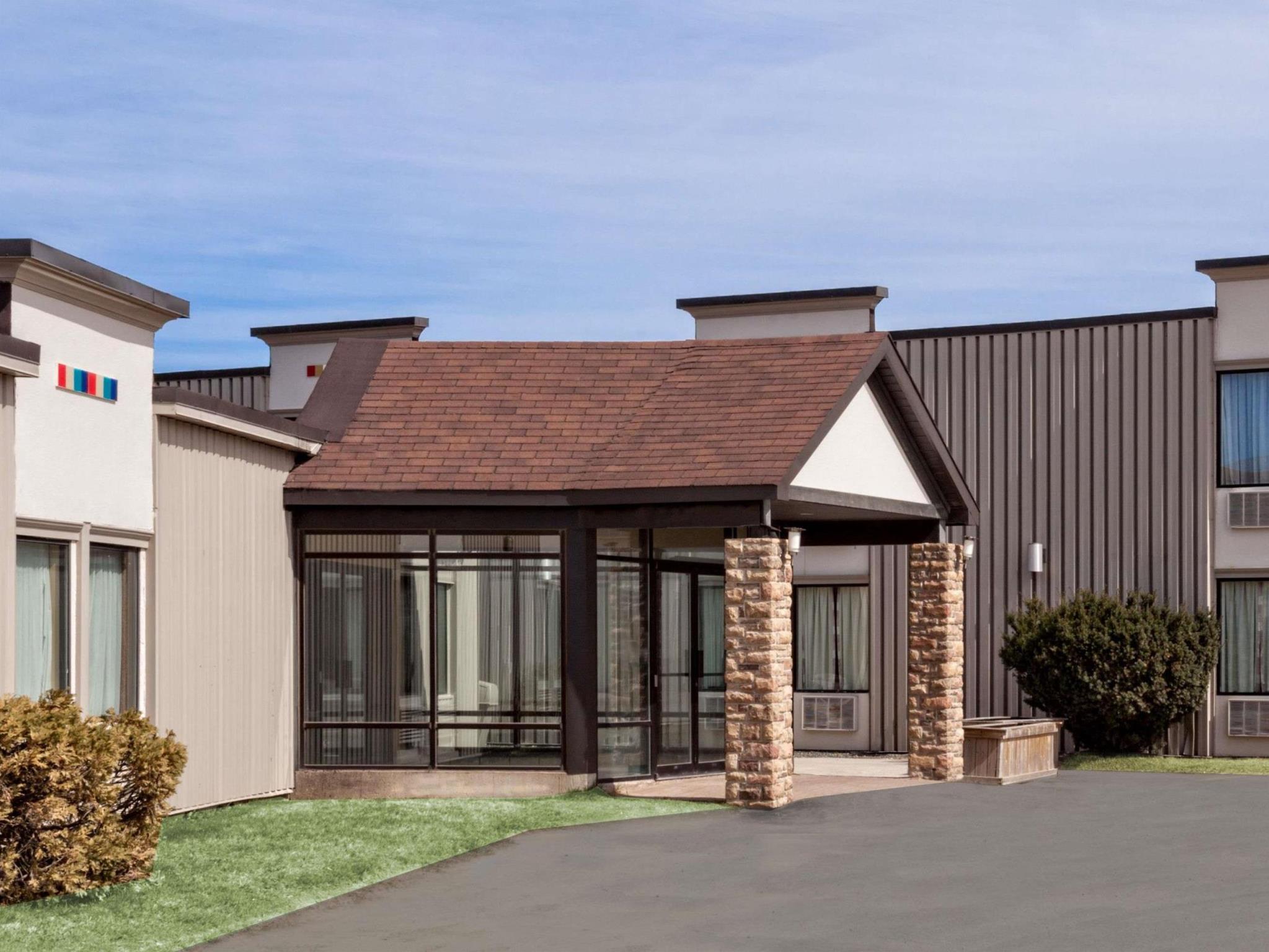 Travelodge By Wyndham New Brunswick Miramichi