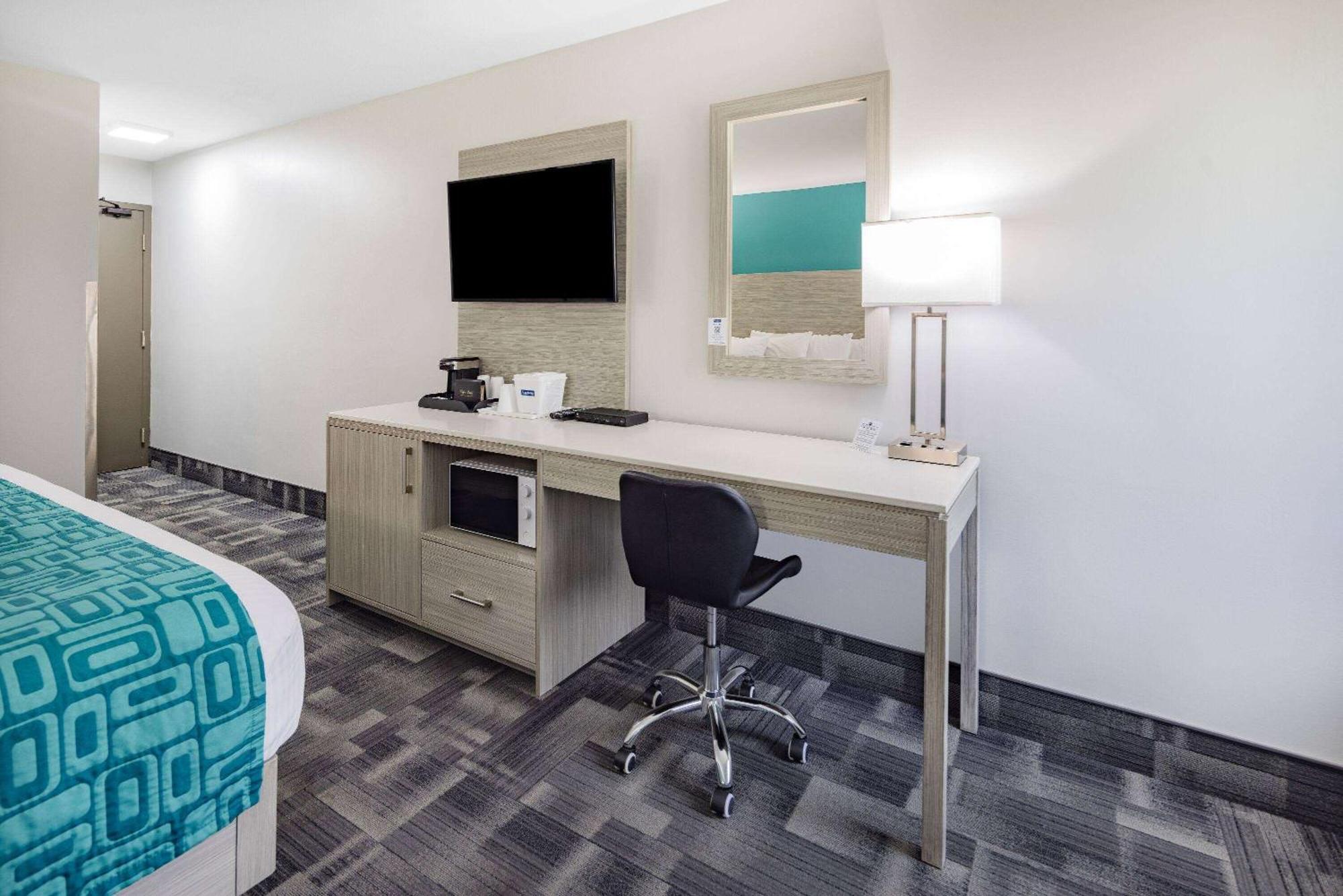 Travelodge By Wyndham New Brunswick 3* Miramichi