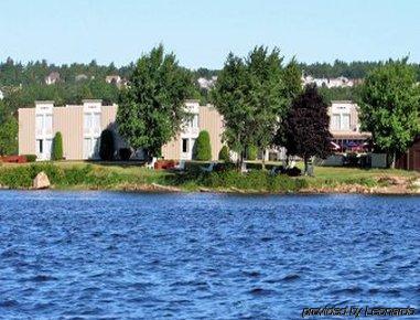 Travelodge By Wyndham New Brunswick Motel Miramichi